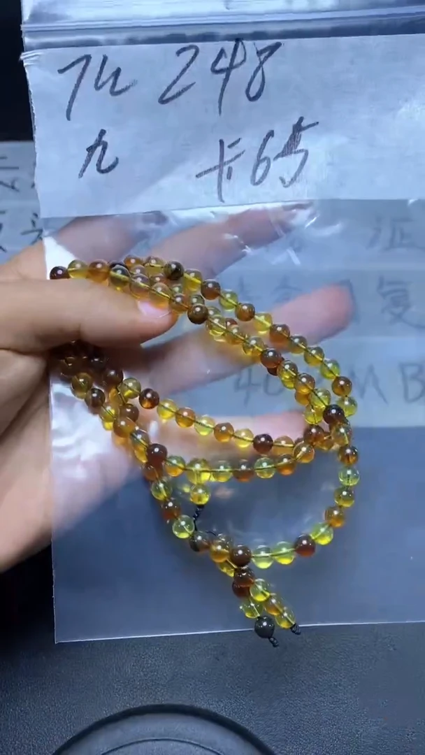 【闪购商品】琥珀手串未镶嵌11111111111111