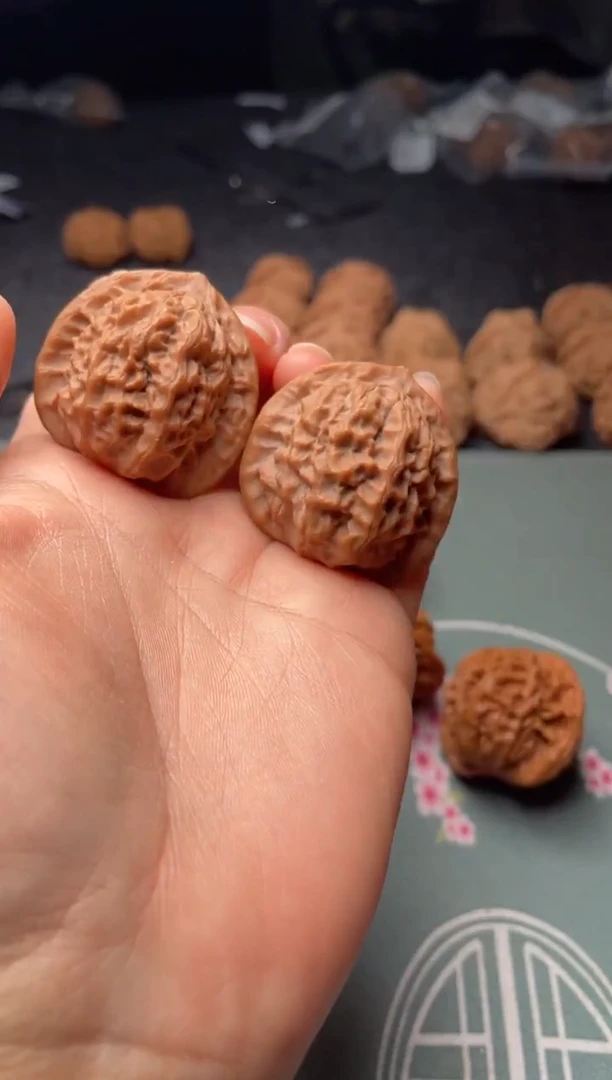 把件文玩核桃w109  瓷娃娃36 尺