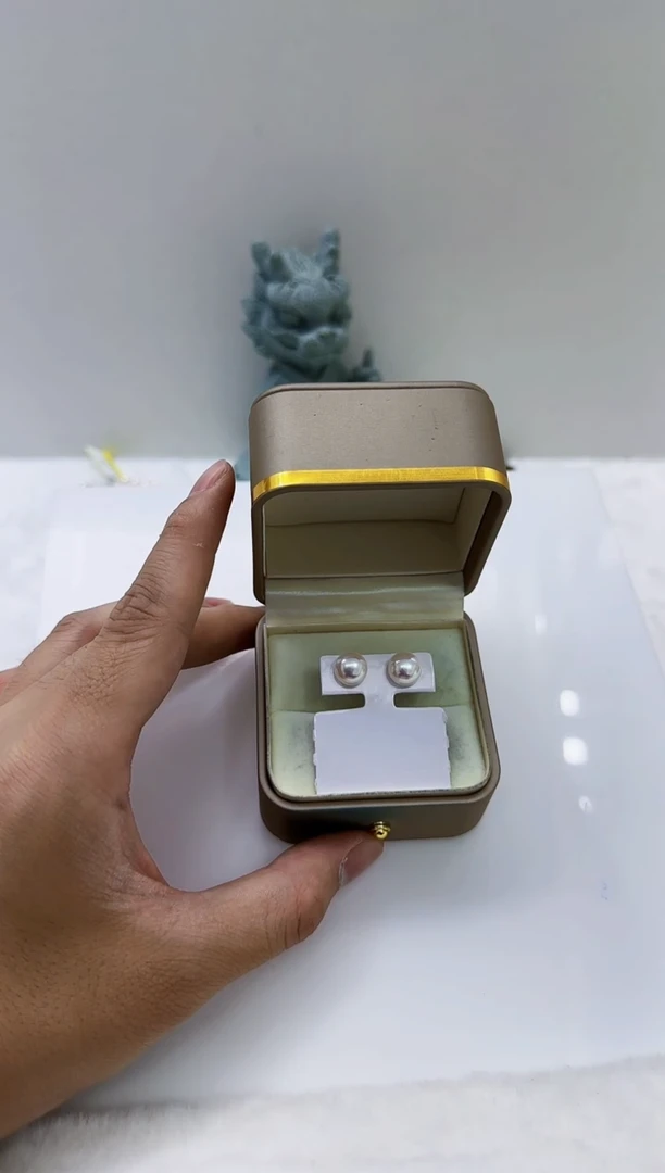 18K金镶嵌淡水珍珠DA厚圆珍珠耳饰9  ss008