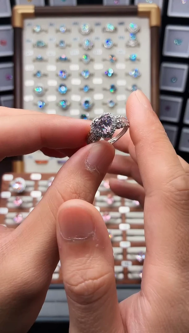 银S925镶嵌戒指绿柱石（摩根石）1888