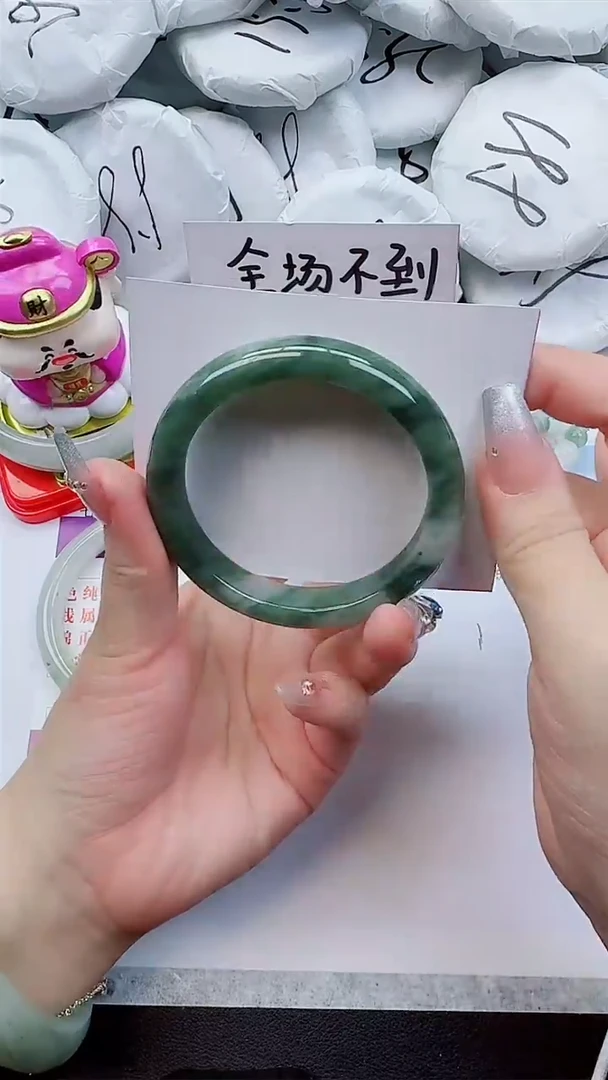 石英质玉手镯未镶嵌174-56