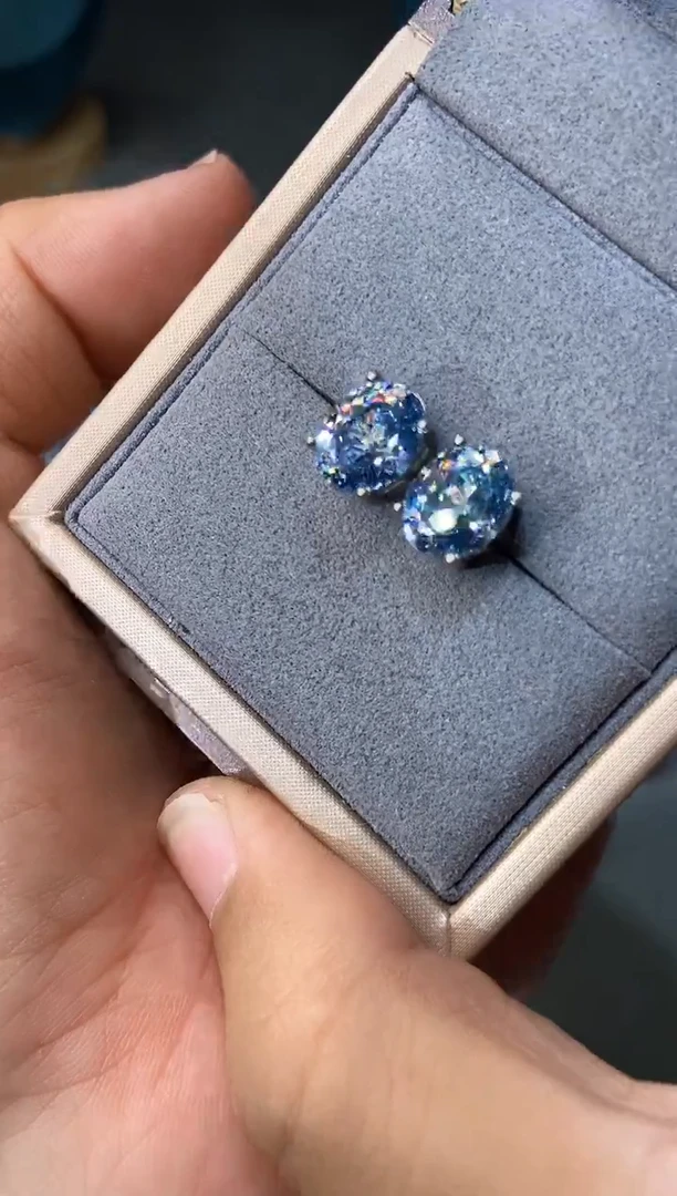 银S925镶嵌耳坠海蓝宝石.....