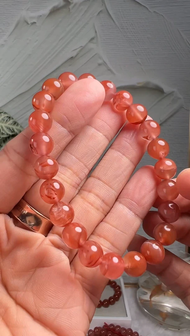 手串未镶嵌南红玛瑙南红玛瑙（默认微瑕）
