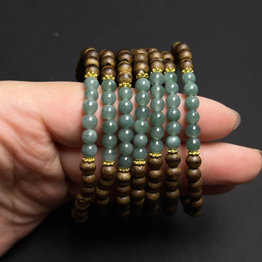 1551 翡翠+檀木 精致手串4MM （拍一发一多样性发货）