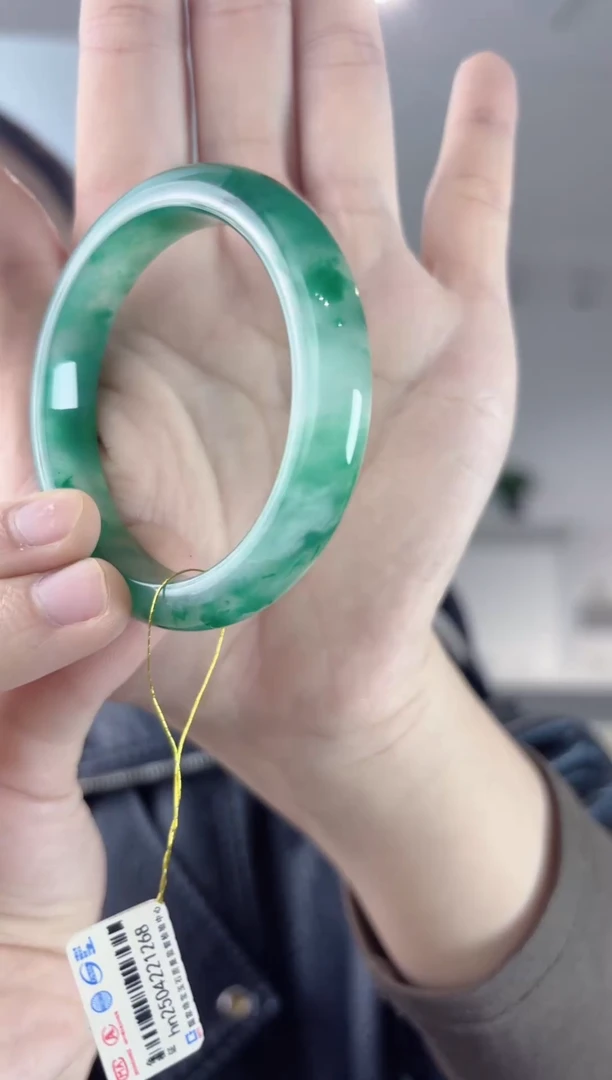 未镶嵌手镯石英质玉201