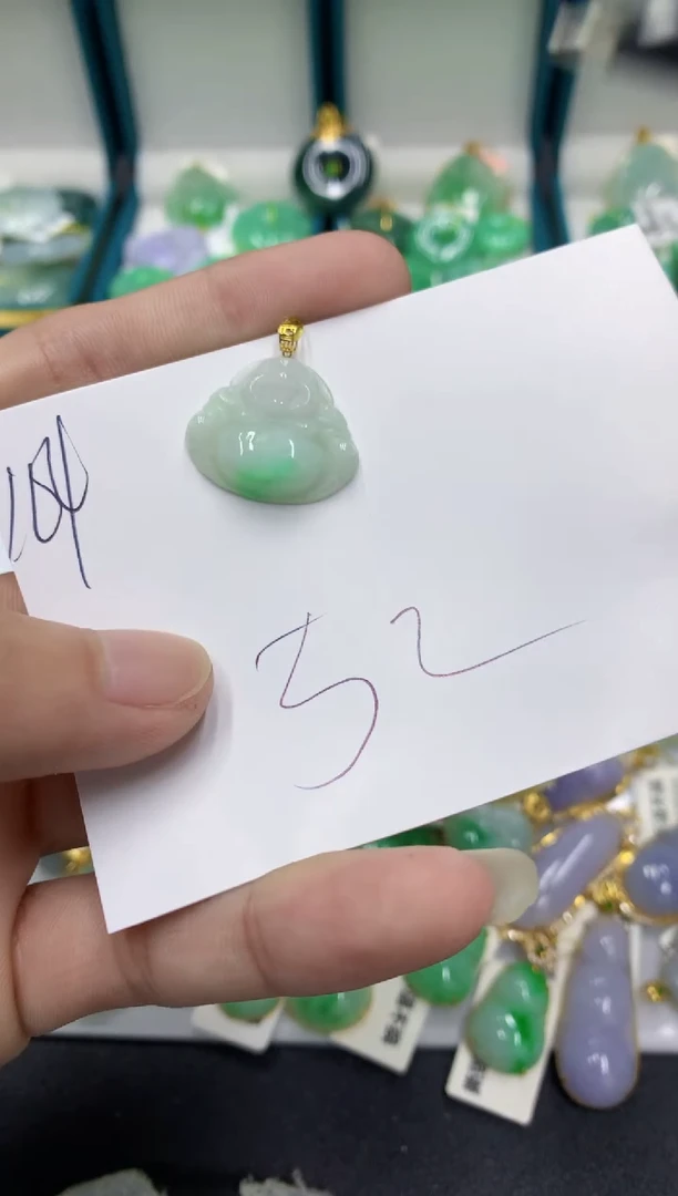 【闪购商品】翡翠颈饰18K金镶嵌翡翠