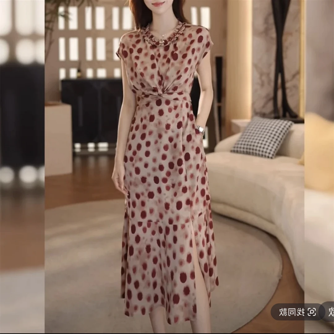 芳红新款高级气质百搭上身显瘦遮肉高腰波点连衣裙