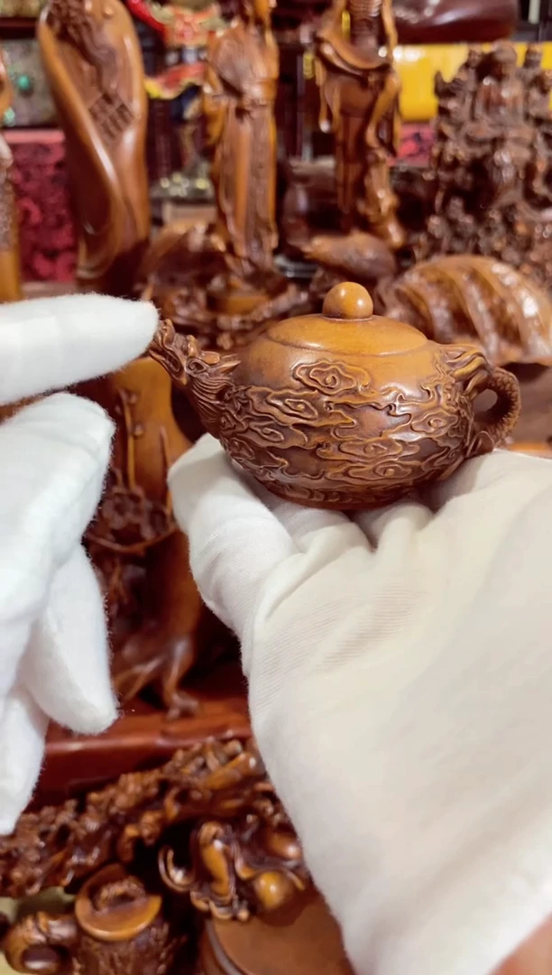 小叶黄杨小件龙首壶