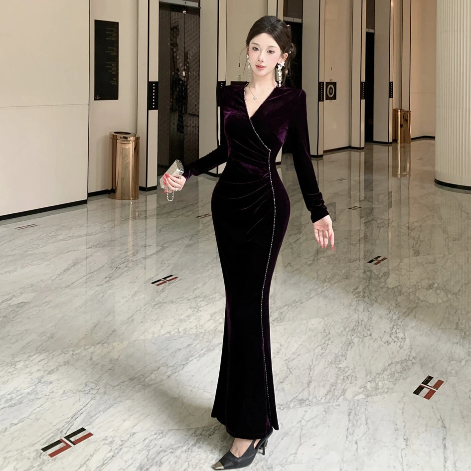 深紫色性感V领闪闪珠子链条丝绒连衣裙御姐风气质修身鱼尾包臀裙
