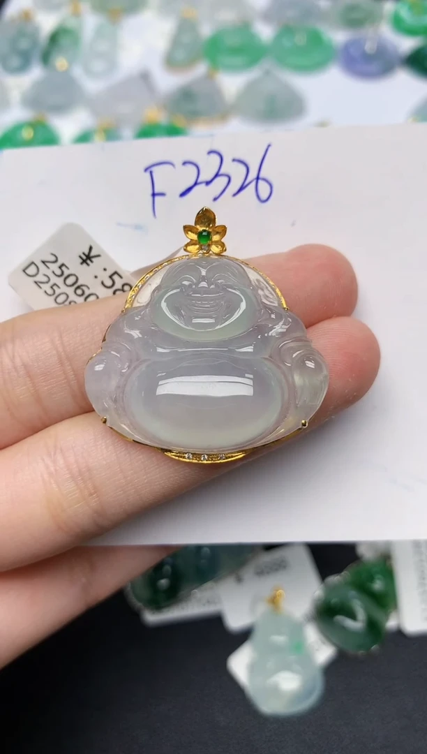 颈饰18K金镶嵌翡翠天然缅甸A货翡翠百元以上9元证书费自理