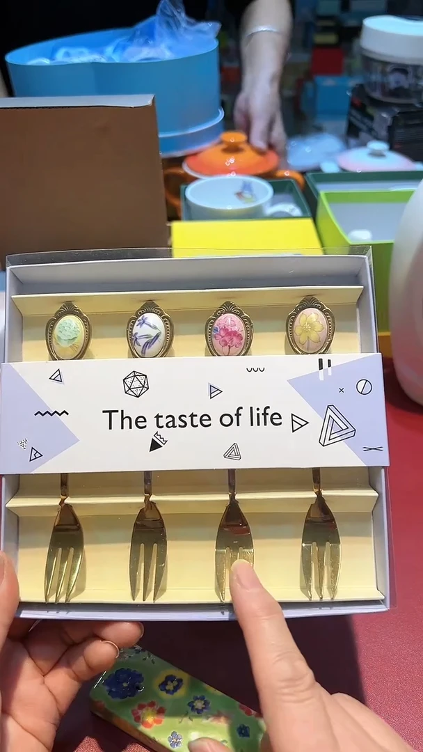 【闪购商品】瓷片00000000000000