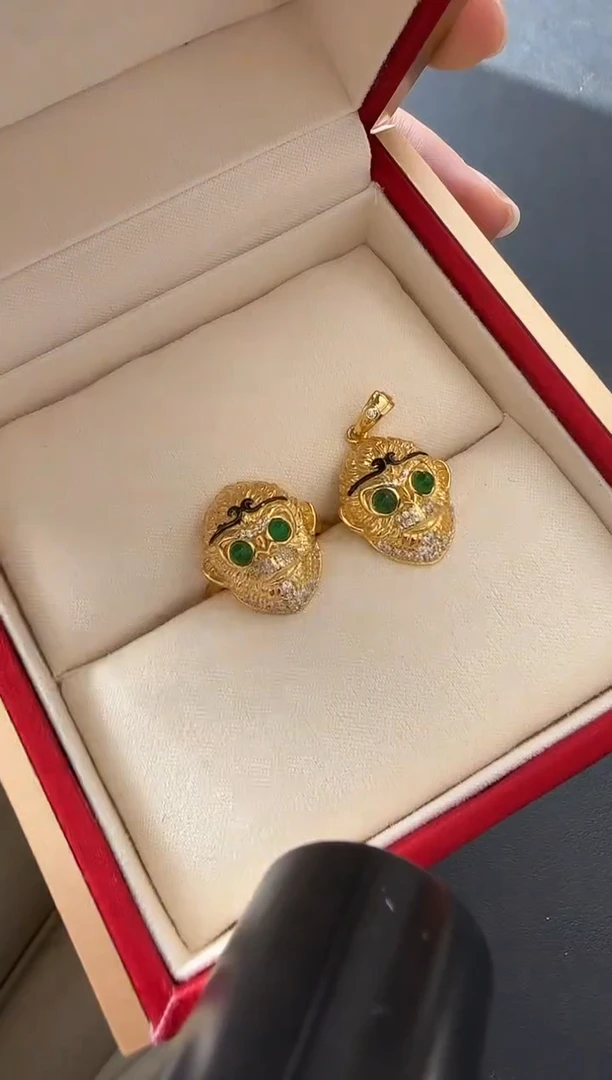 【闪购商品】翡翠吊坠(不含链)银S925镶嵌套装