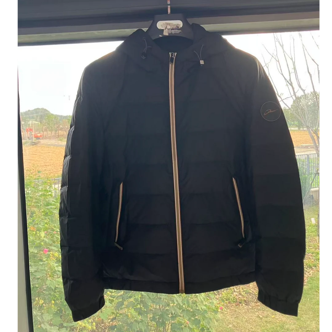 男士秋冬款轻薄款连帽羽绒服