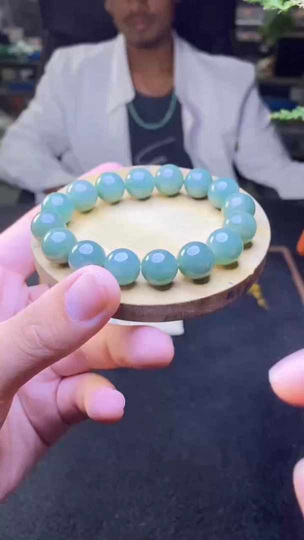定制翡翠未镶嵌天然缅甸A货翡翠，多样性发货，拍一发一