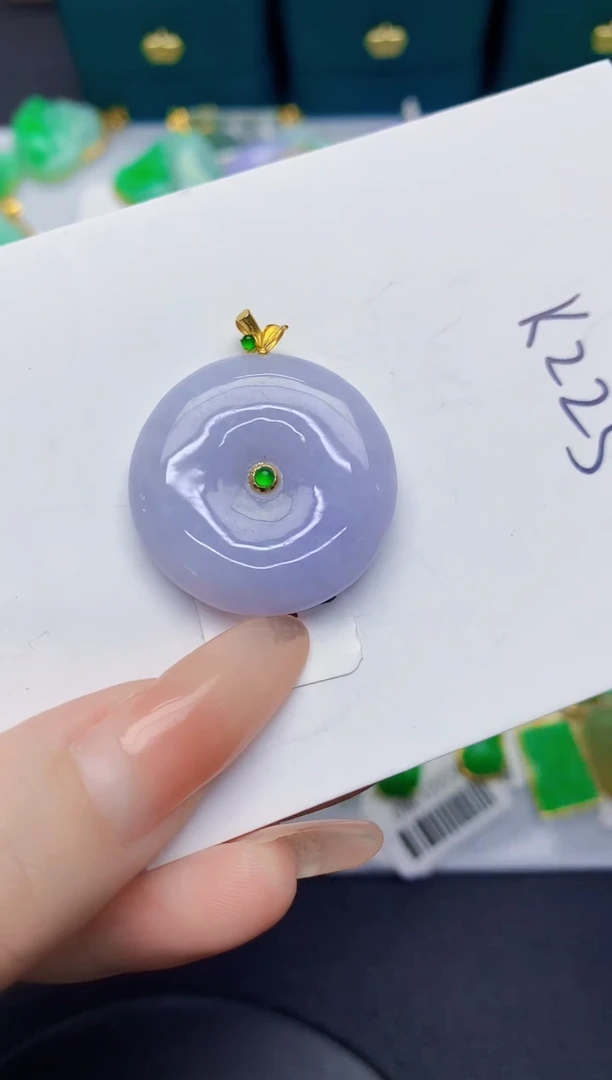 颈饰18K金镶嵌翡翠缅甸天然翡翠A货