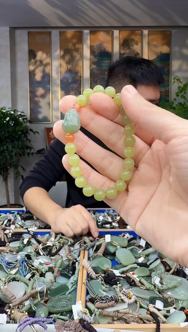 未镶嵌和田玉挂件拍一发一