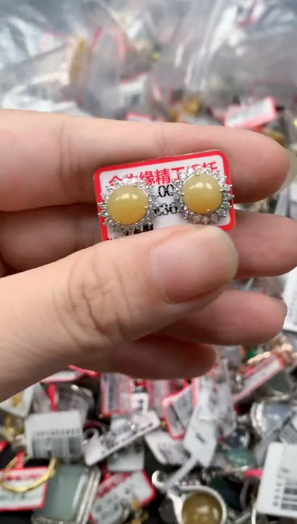 翡翠戒指银S925镶嵌缅甸天然翡翠