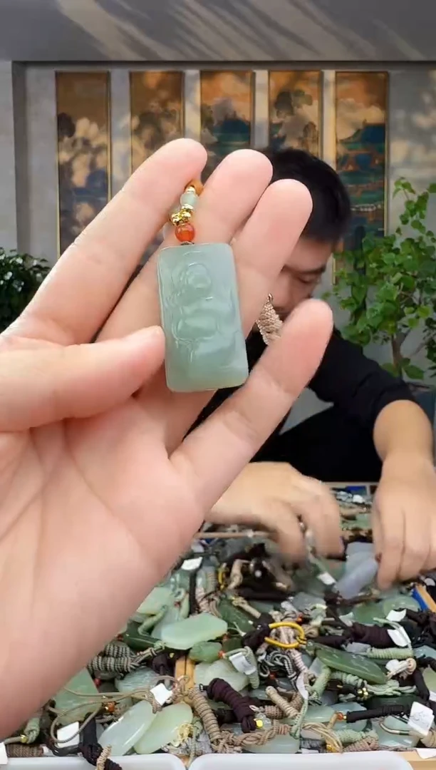 未镶嵌和田玉挂件拍一发一