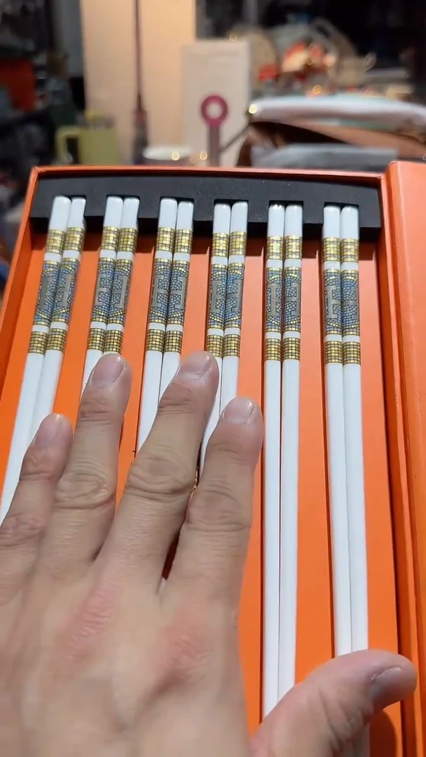 【闪购商品】瓷片正品保真，清库存