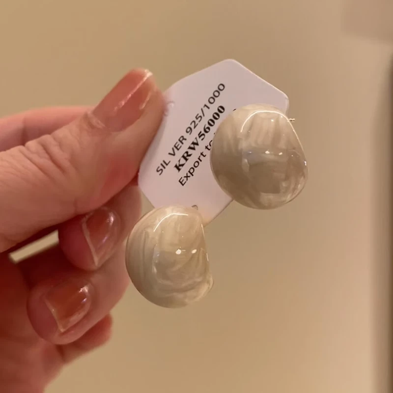 铜合金耳饰 复古奶白色滴釉豆豆耳钉轻奢高级感耳环椭圆几何耳饰