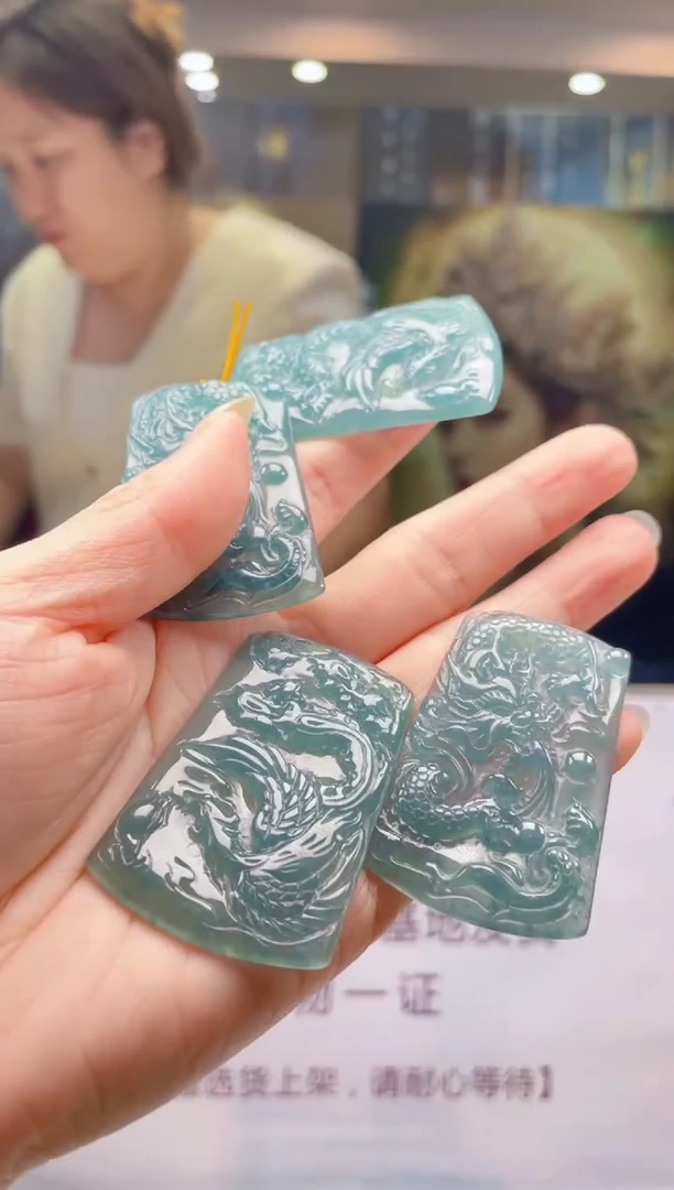 定制翡翠未镶嵌多样性发货 (只发一对) *MC65