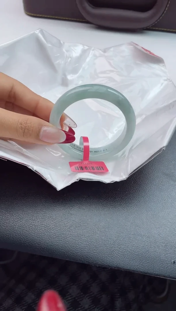 【闪购商品】翡翠手镯未镶嵌30翡翠手镯