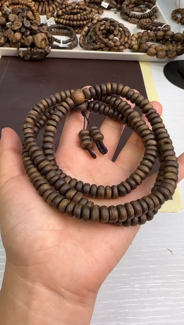 【闪购商品】沉香手串沉水浮张勺子皮油虫漏片珠10mm40g+