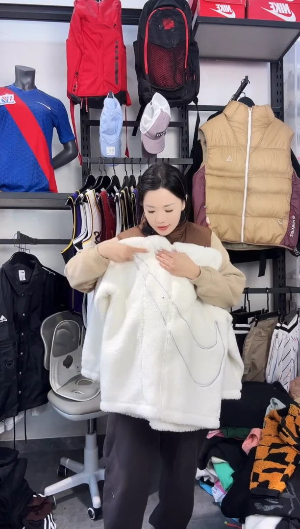 710·编码 瑕疵款直播间过款为准 尺码·M