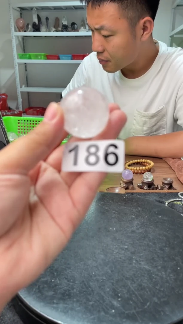 未镶嵌水晶大型摆件（非配饰）白水晶球186 33M