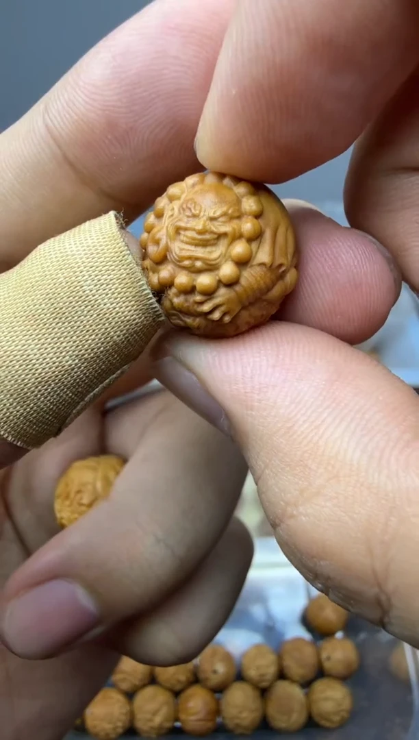 吊坠猴头核桃新款 伏虎