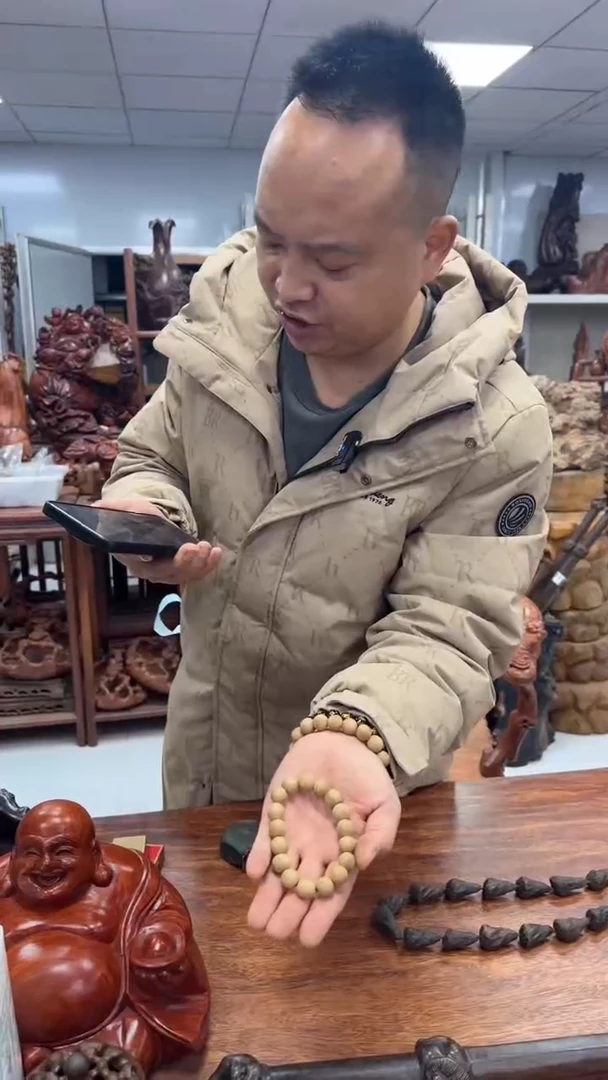 红酸枝木类闲**制工艺品888888888