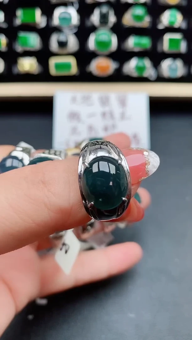 【闪购商品】翡翠戒指银S925镶嵌3232