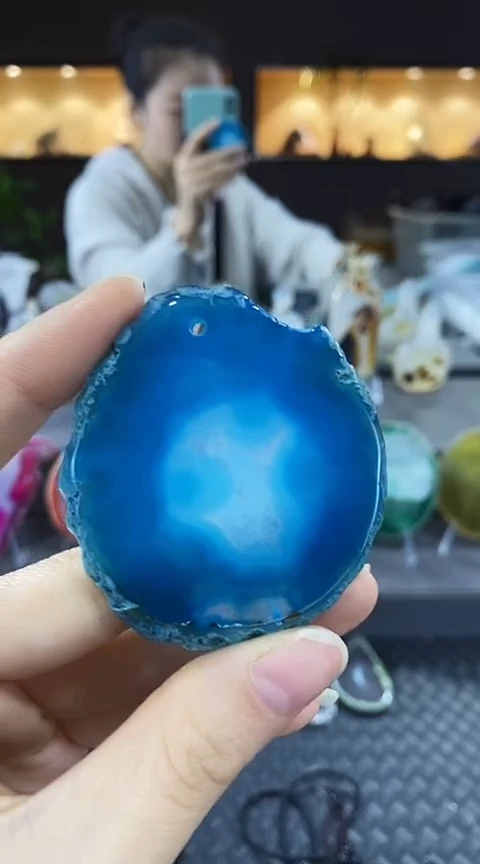 未镶嵌颈饰玛瑙/玉髓如**来玛瑙