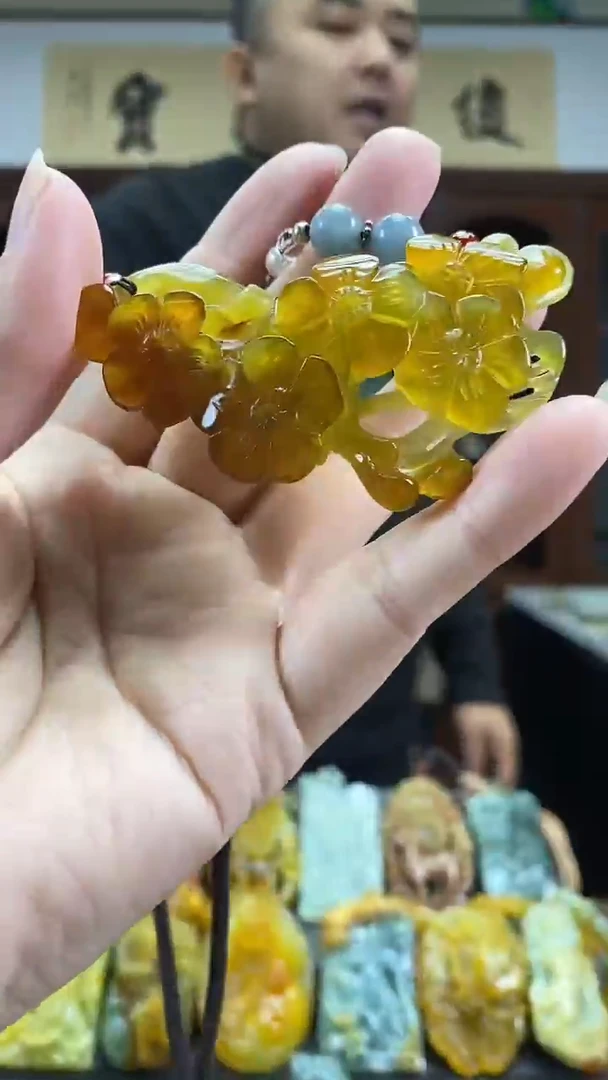 未镶嵌蛇纹石玉挂件【俊成珠宝】