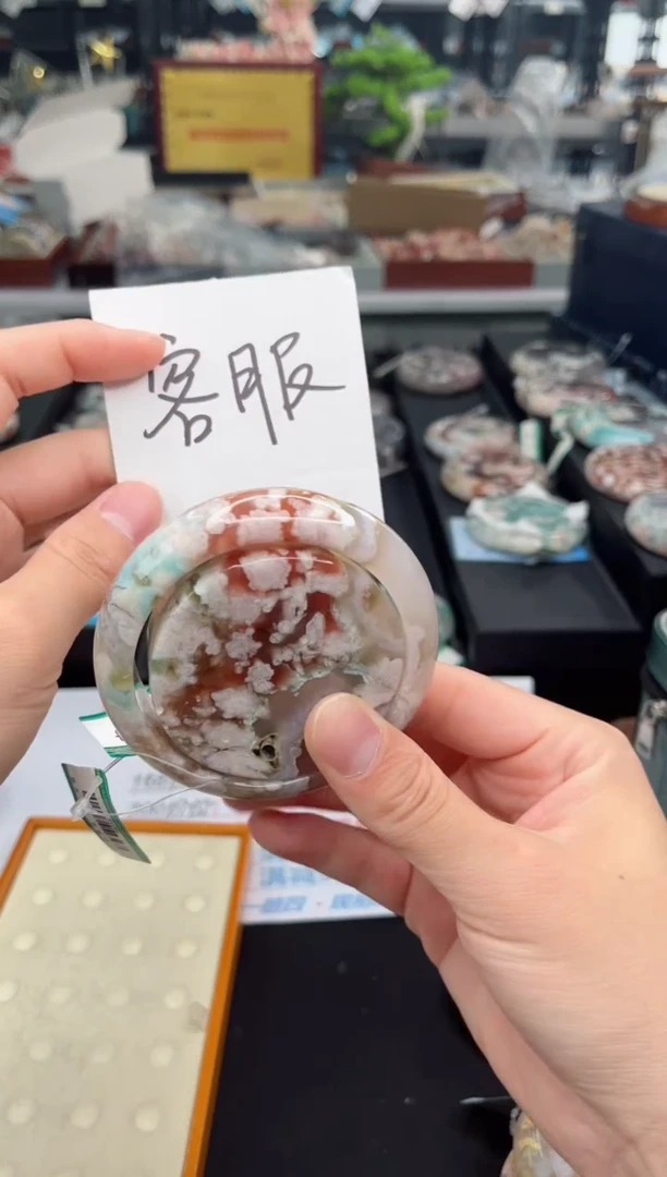 【闪购商品】石英质玉手镯未镶嵌59圈口（赠品镯心）S9065