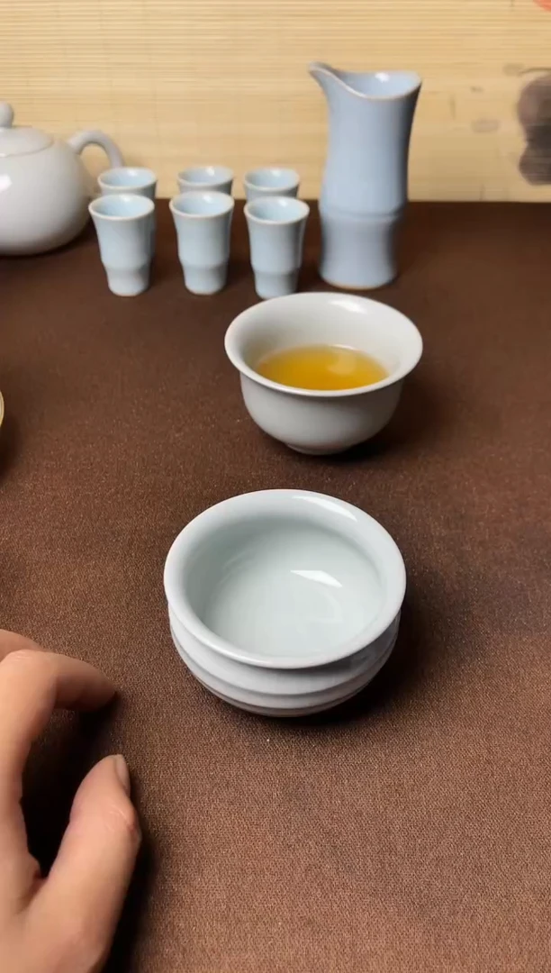 新品特惠-微微瑕云雾月白纯手工玄纹钱袋杯