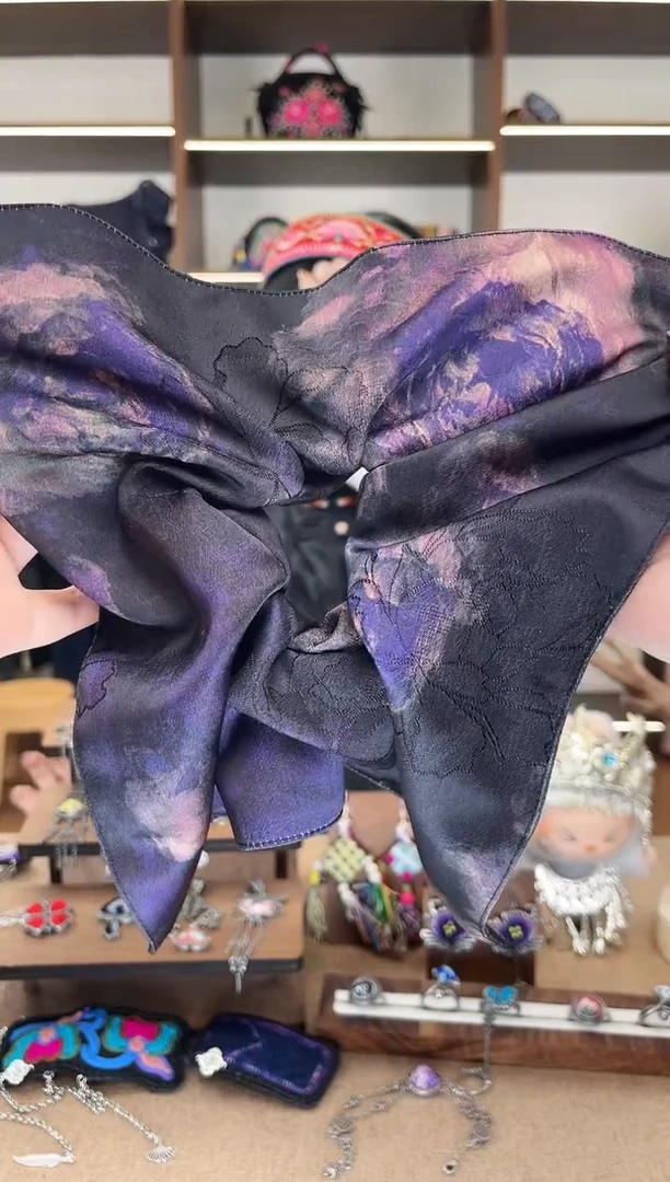 织绣A21黔东南苗族刺绣