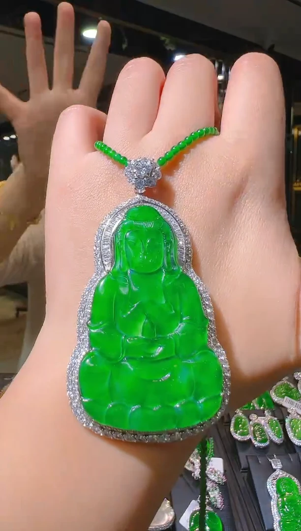 【闪购商品】翡翠吊坠(赠链)银S925镶嵌007（多样性发货）