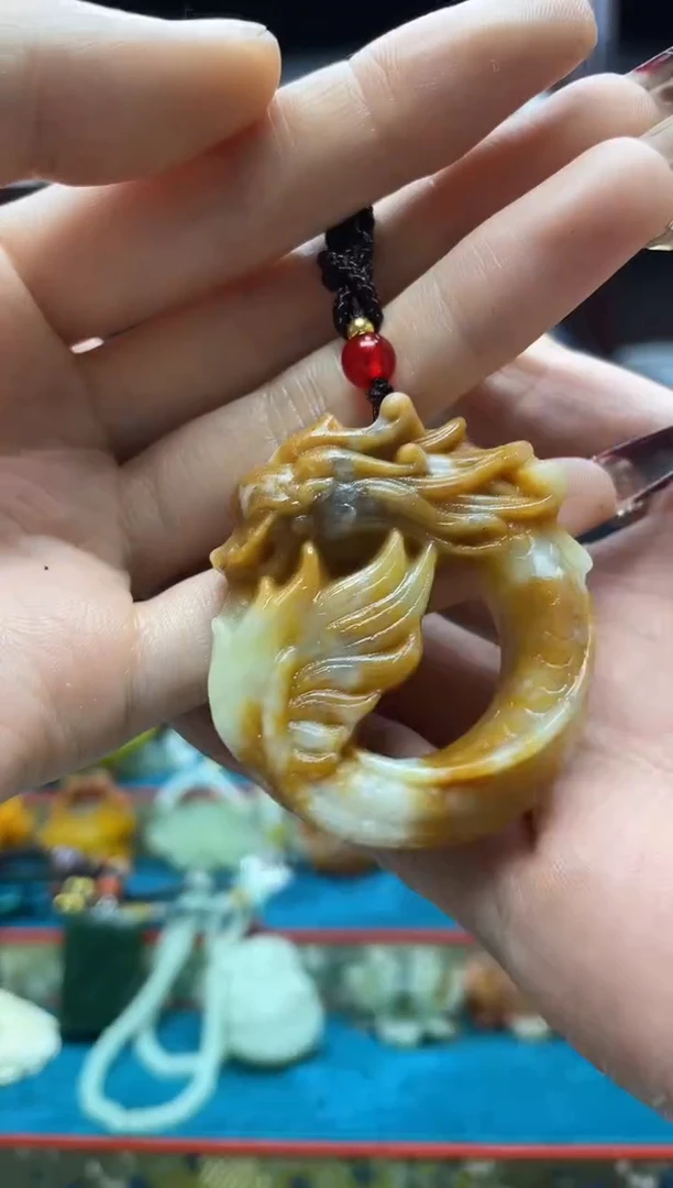 未镶嵌岫玉吊坠·