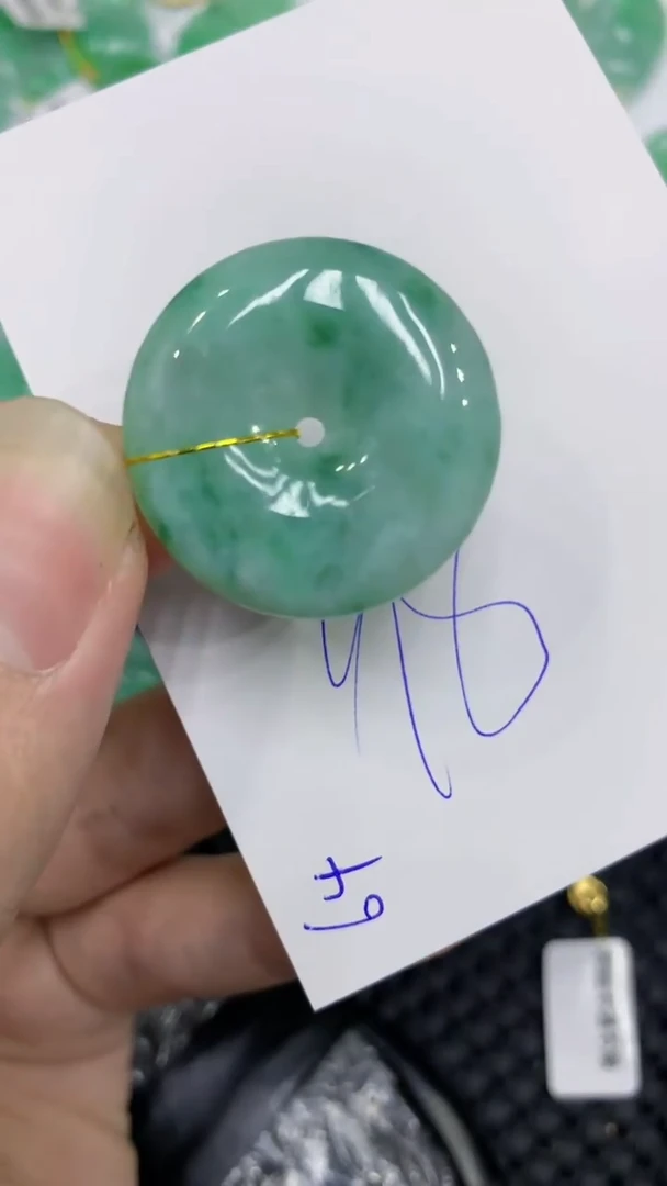 颈饰未镶嵌翡翠缅甸A货翡翠