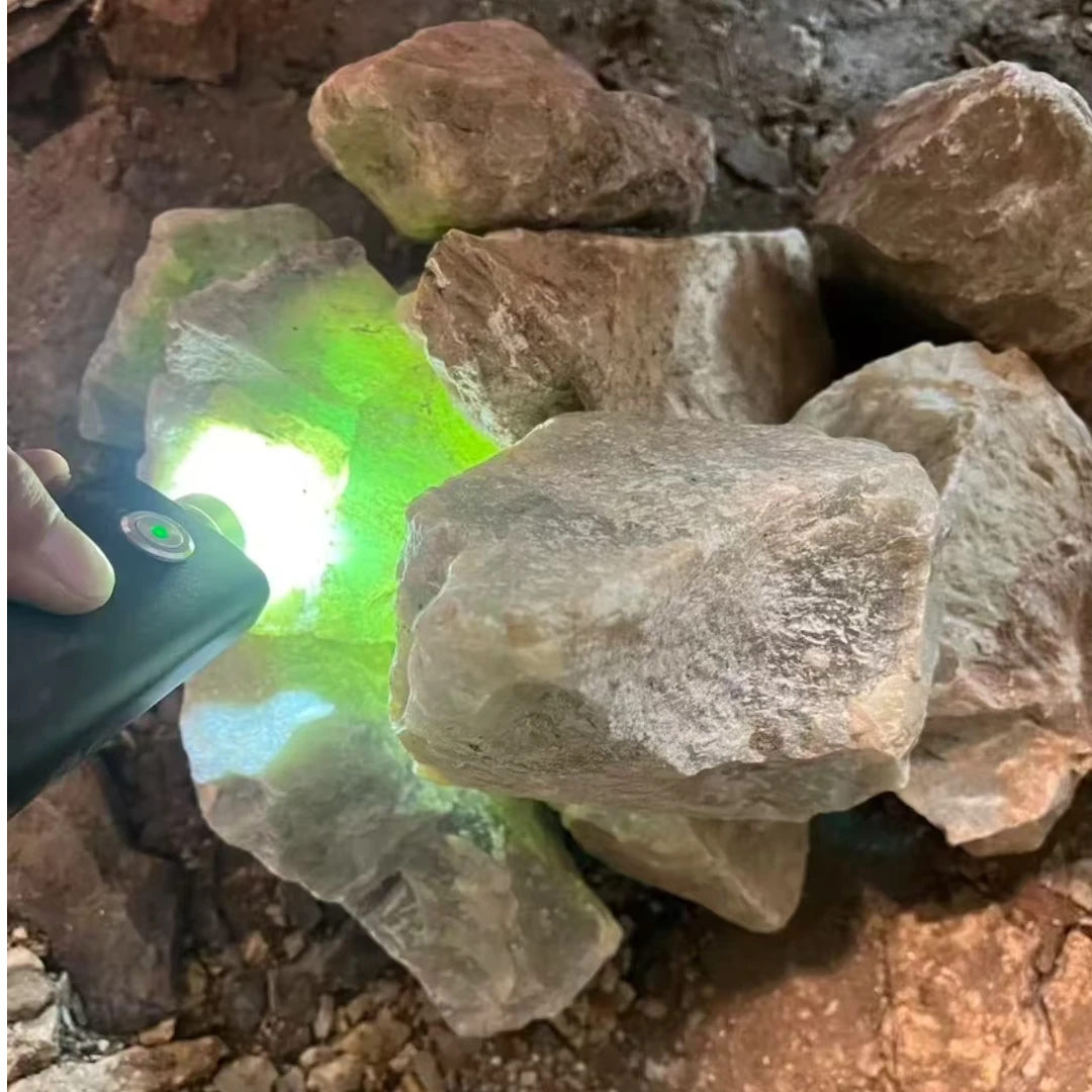 【孙总矿业 抖音发货】纯天然玉石度母观音多样性发其一LX