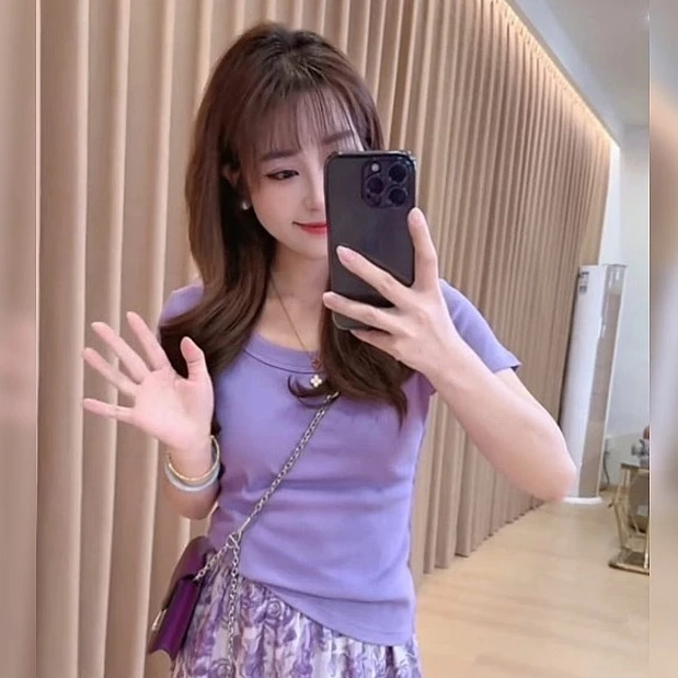 韩版气质圆领修身短袖t恤女2025夏季新款设计感温柔显瘦上衣8743