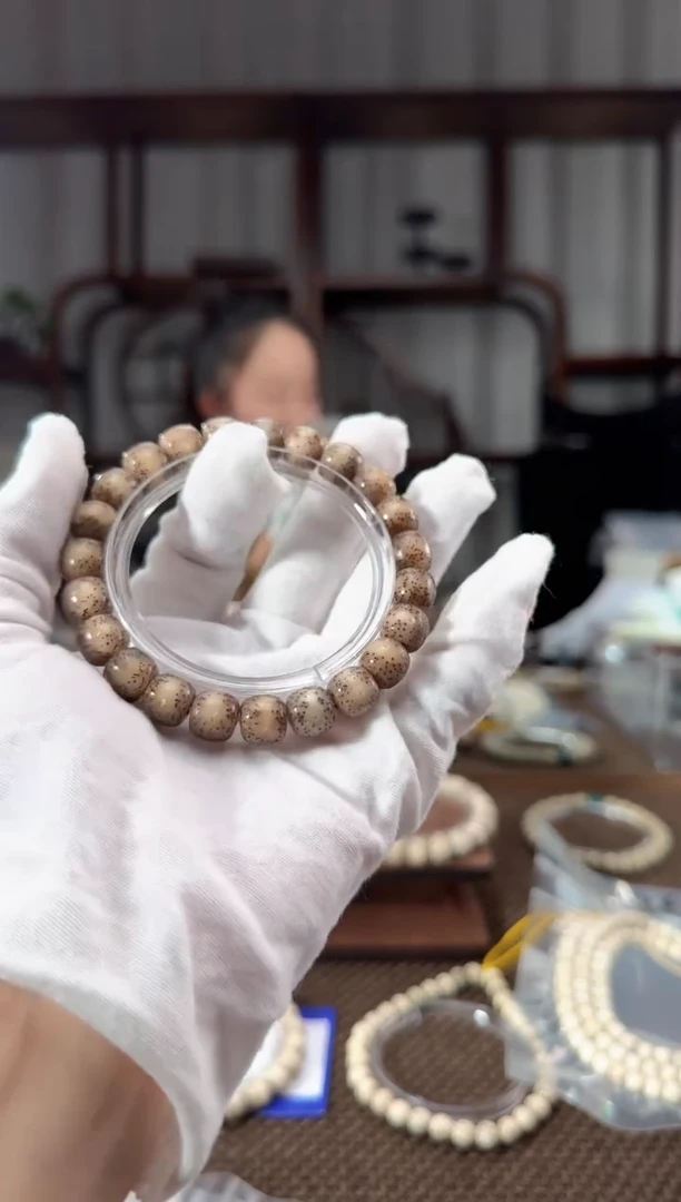 手串星月菩提黑冰（10*9）3007