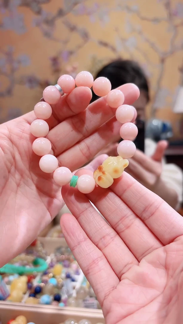 未镶嵌蛋白石手串粉澳宝设计款手串11.5