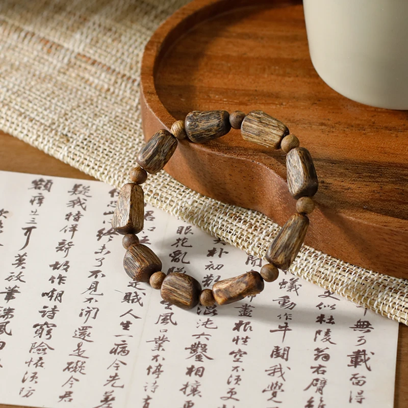 悦己 | 莺歌绿奇楠·树心油·素圈设计沉香手串（多样性发一）