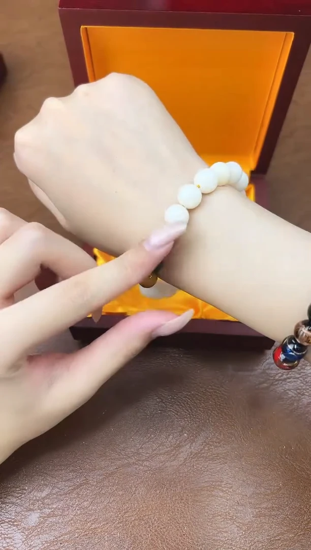 万家文玩阁白玉菩提链接@@sp012