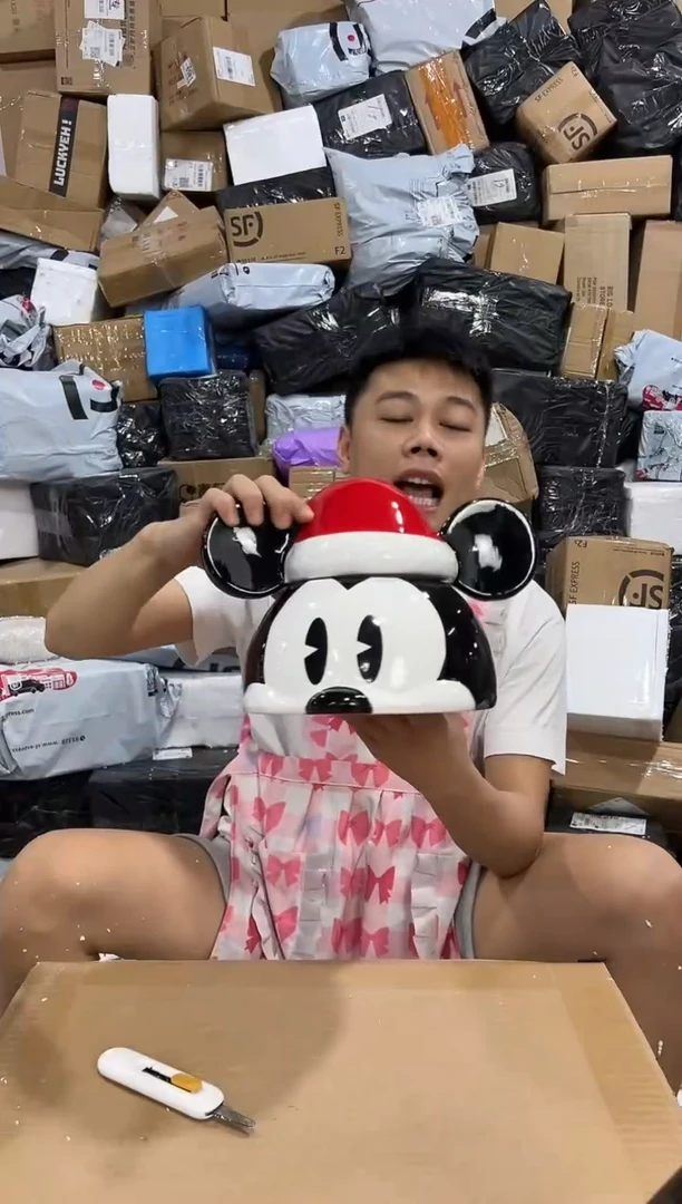 瓷片新款大号原盒米奇头罐