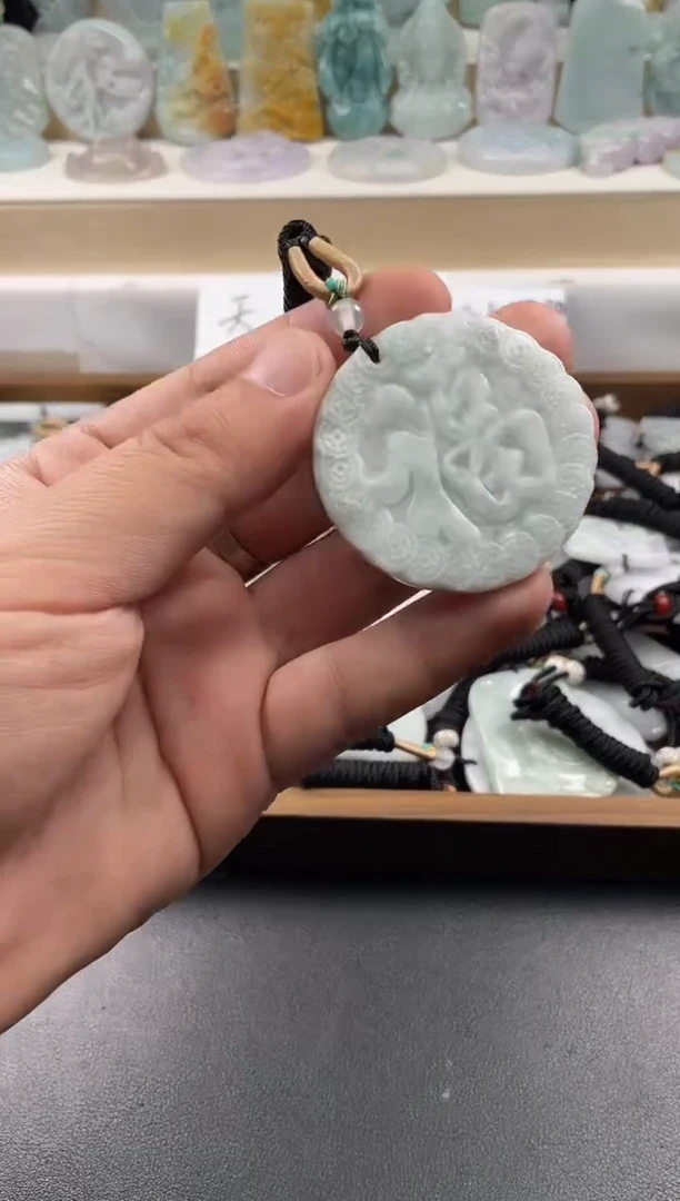 颈饰未镶嵌翡翠25/17/716