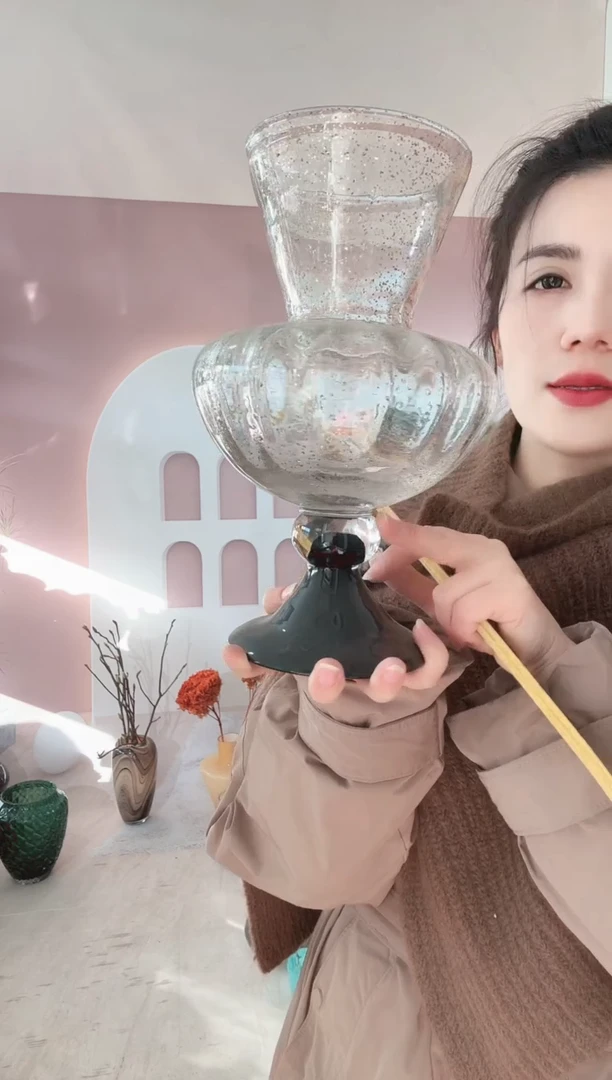 038直播玻璃花瓶