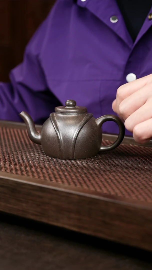 茶壶紫砂岩中泥龙带壶